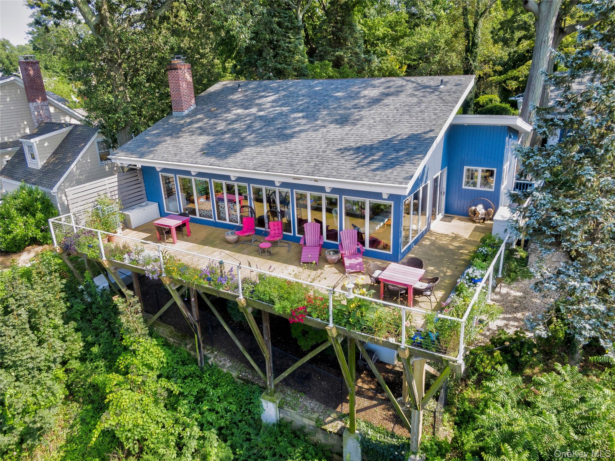 14 Mariners Lane, Northport, NY 11768