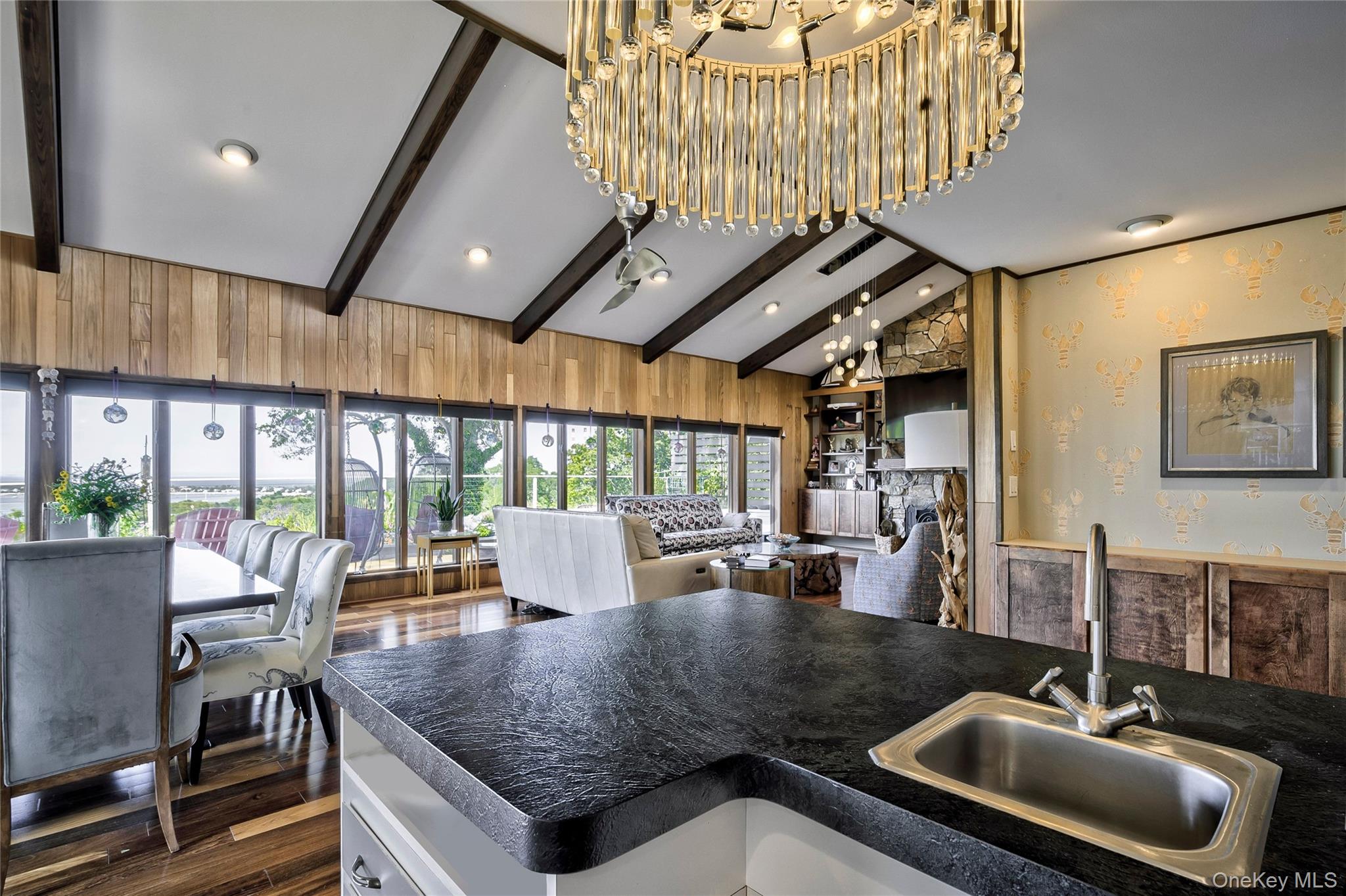 14 Mariners Lane, Northport, NY 11768