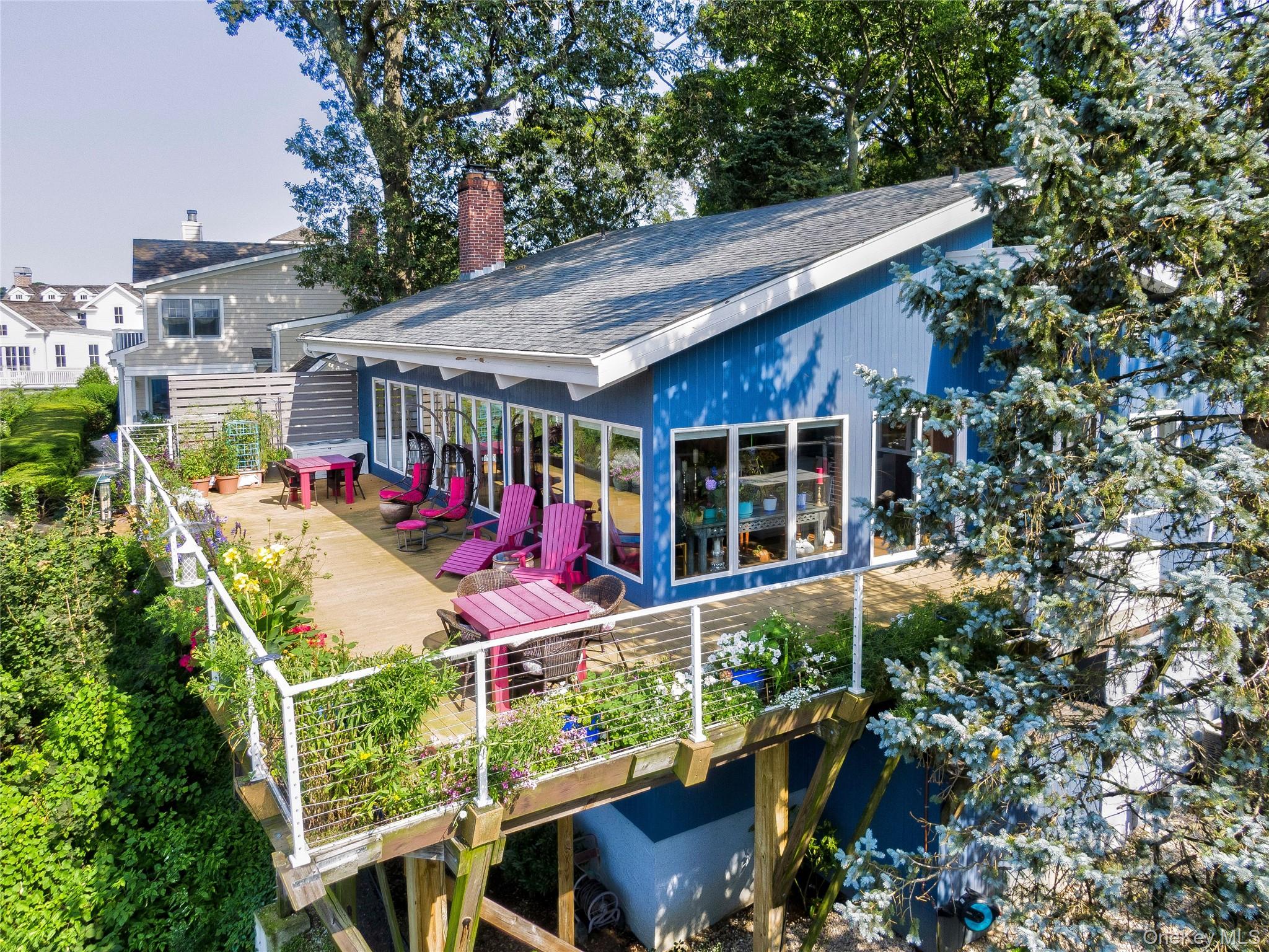 14 Mariners Lane, Northport, NY 11768