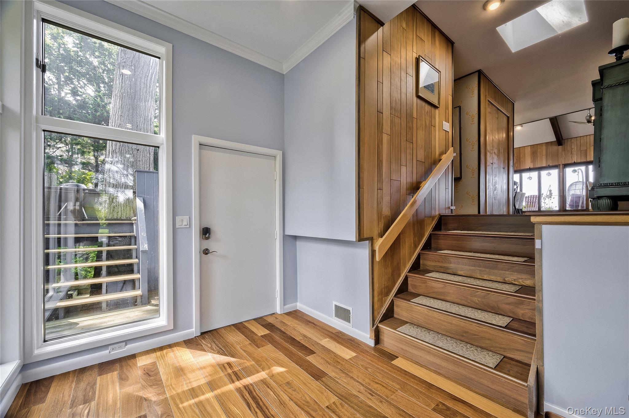 14 Mariners Lane, Northport, NY 11768