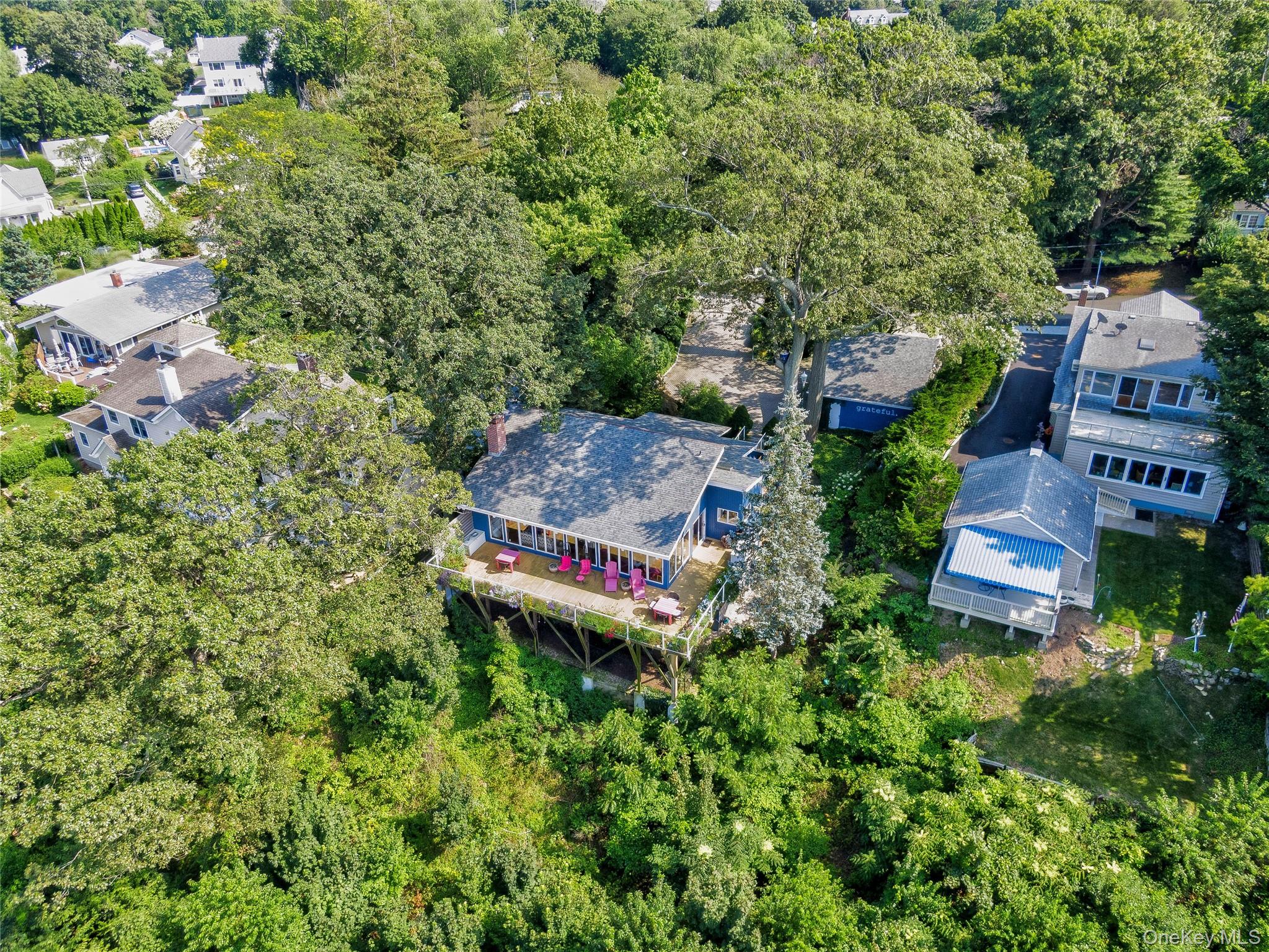 14 Mariners Lane, Northport, NY 11768