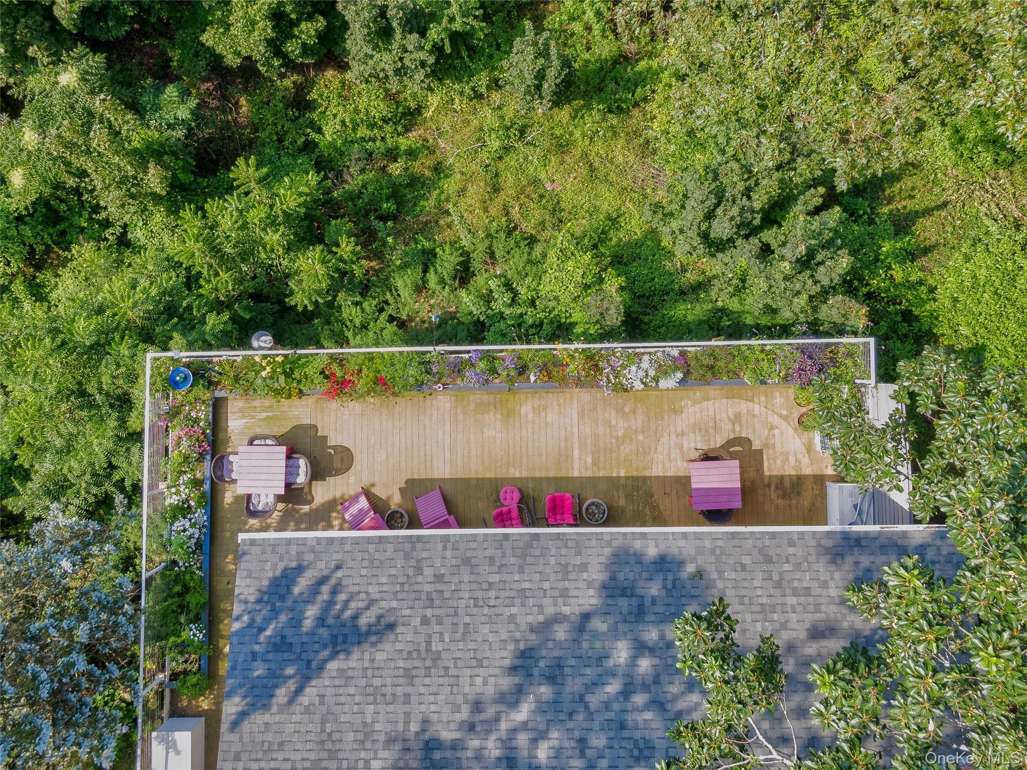 14 Mariners Lane, Northport, NY 11768