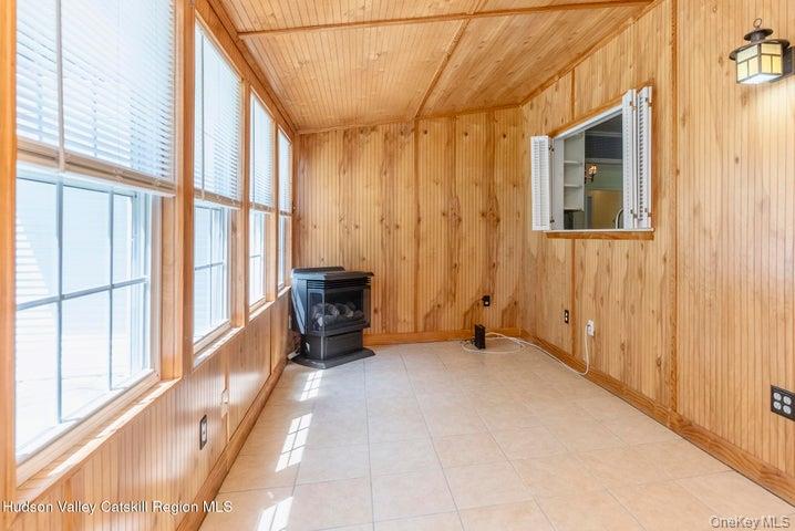 408 Fairview Avenue, Hurley, NY 12443