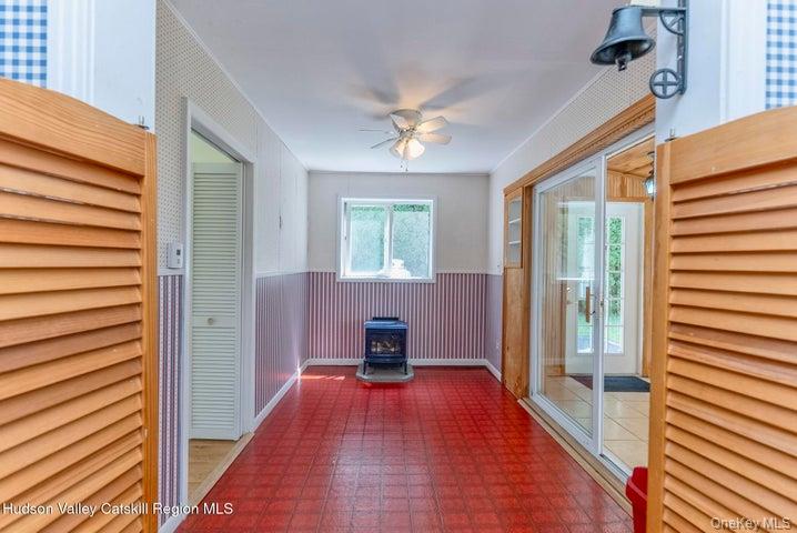 408 Fairview Avenue, Hurley, NY 12443