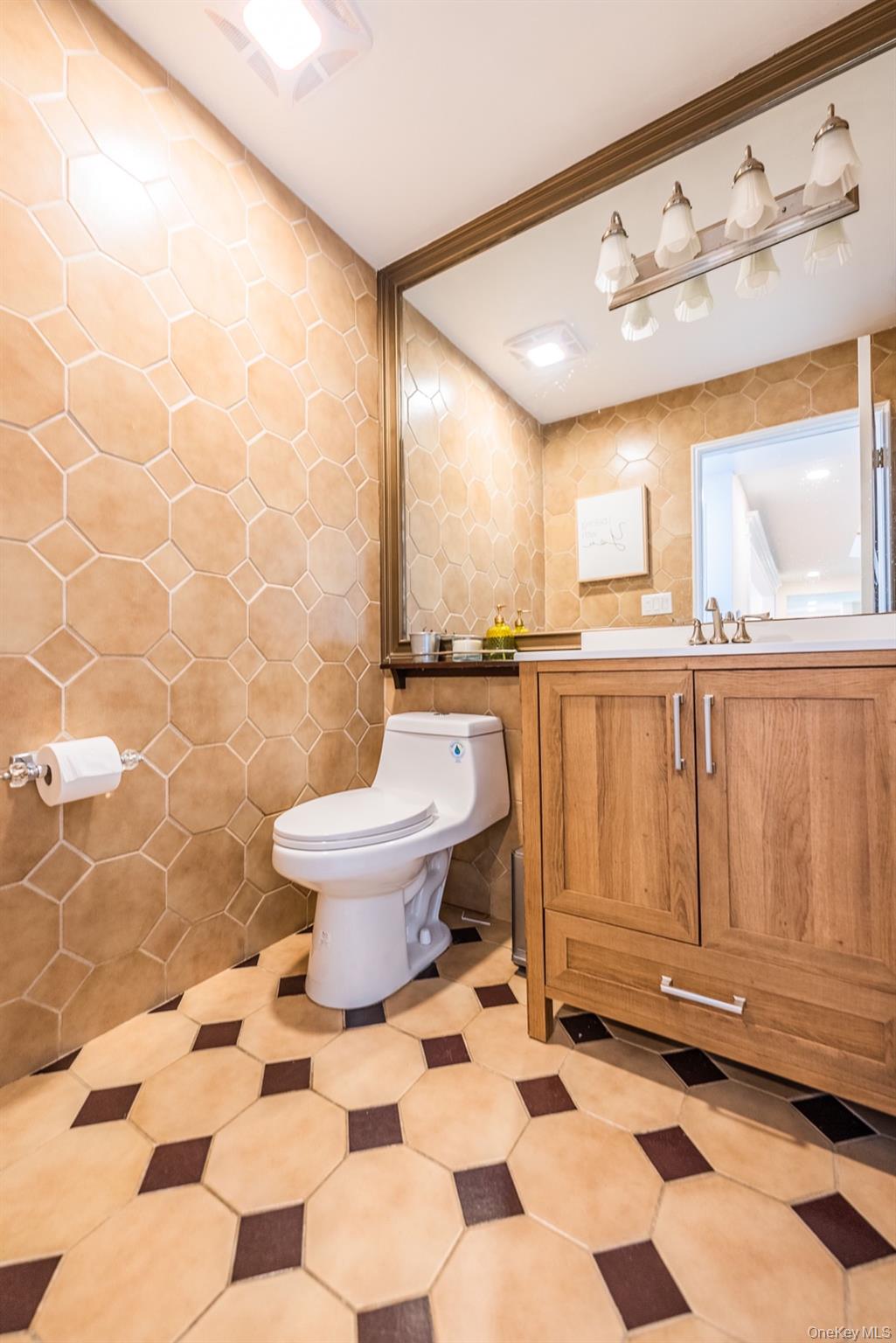 530 S Centre Island Road, Oyster Bay, NY 11771