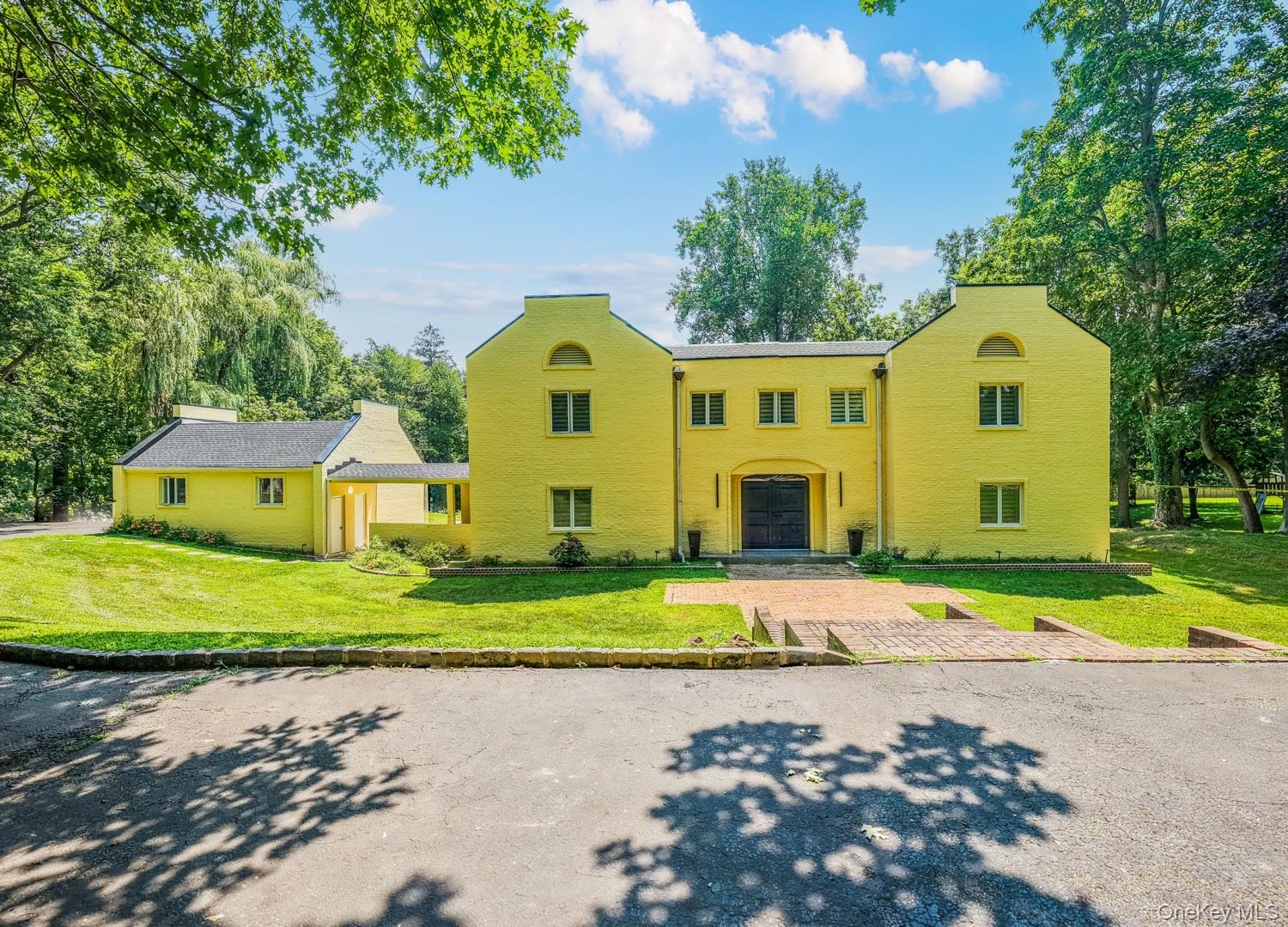 530 S Centre Island Road, Oyster Bay, NY 11771