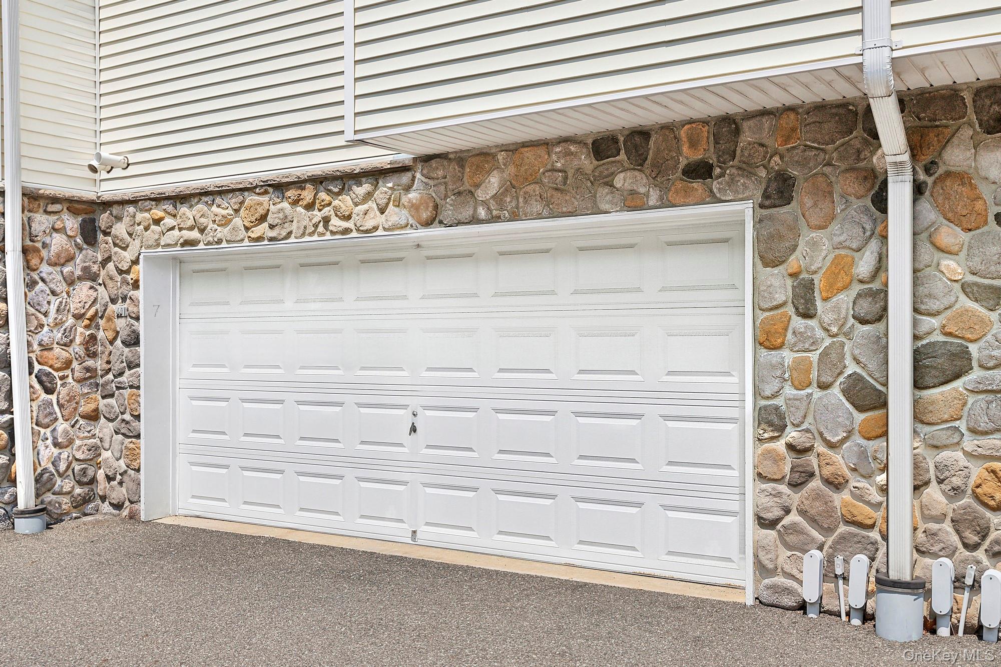 106 Morris Avenue # 8, Rockville Centre, NY 11570