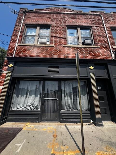 80 2nd Street # Store Front, Mineola, NY 11501