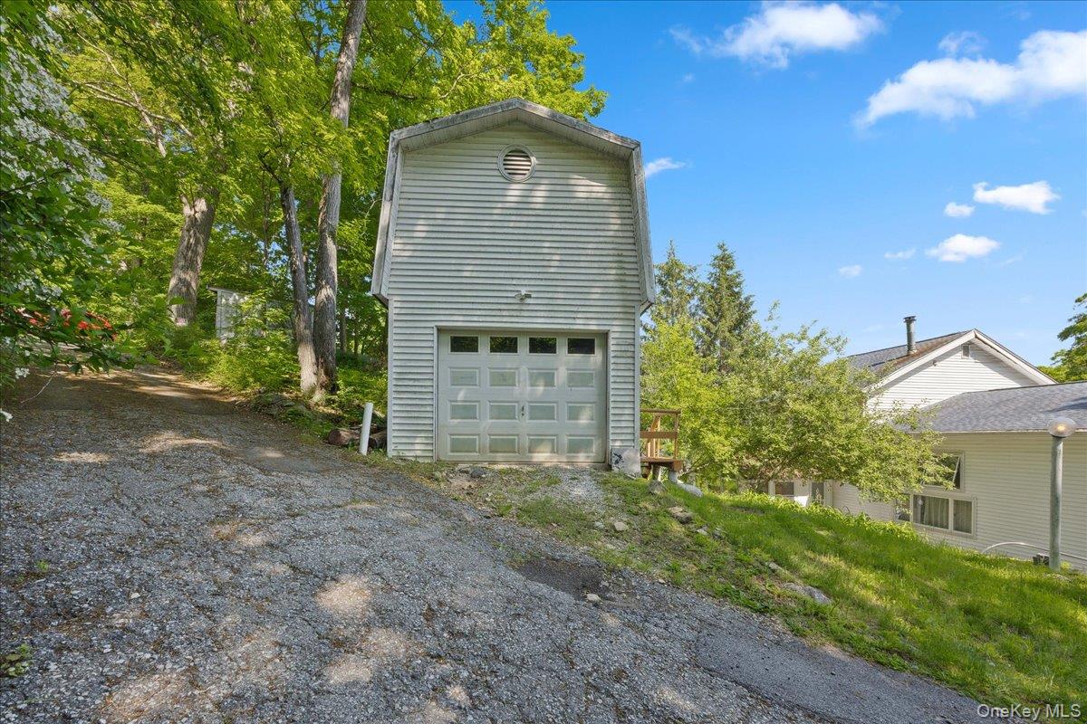 398 E Main Street, Jefferson Valley, NY 10535