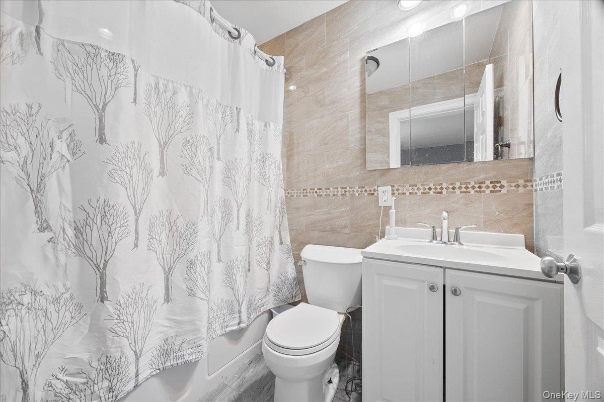 398 E Main Street, Jefferson Valley, NY 10535