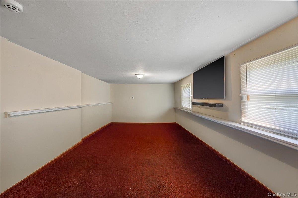 398 E Main Street, Jefferson Valley, NY 10535