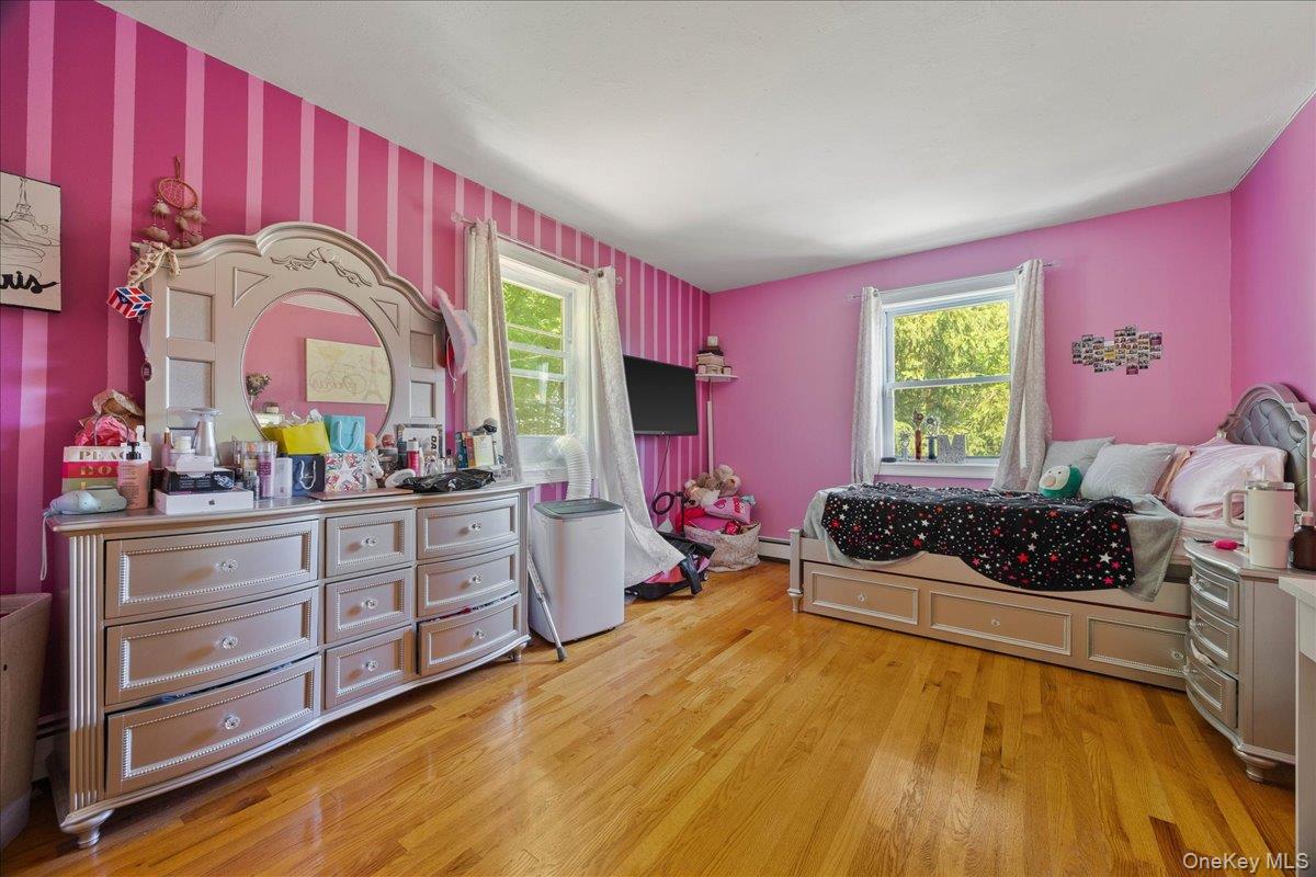 398 E Main Street, Jefferson Valley, NY 10535