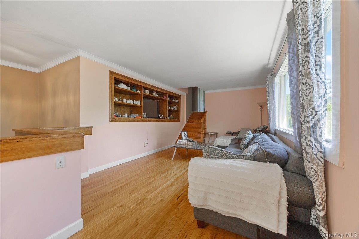 398 E Main Street, Jefferson Valley, NY 10535