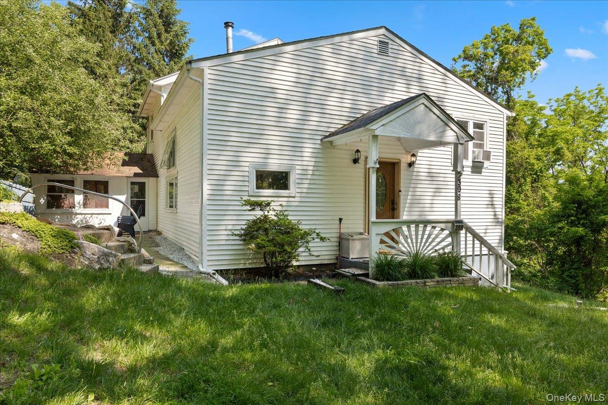 398 E Main Street, Jefferson Valley, NY 10535