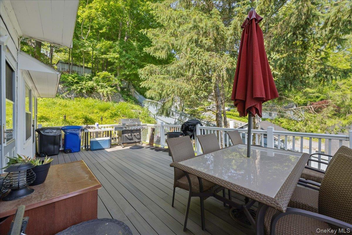 398 E Main Street, Jefferson Valley, NY 10535