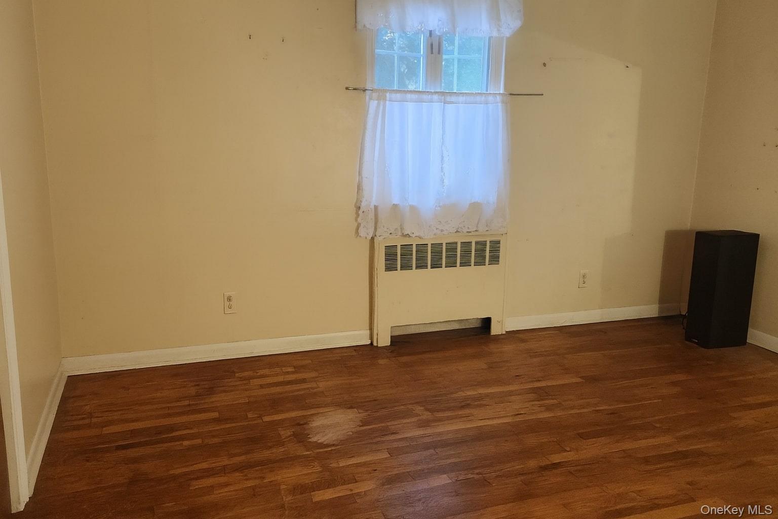 6 Ford Drive W, Massapequa, NY 11758