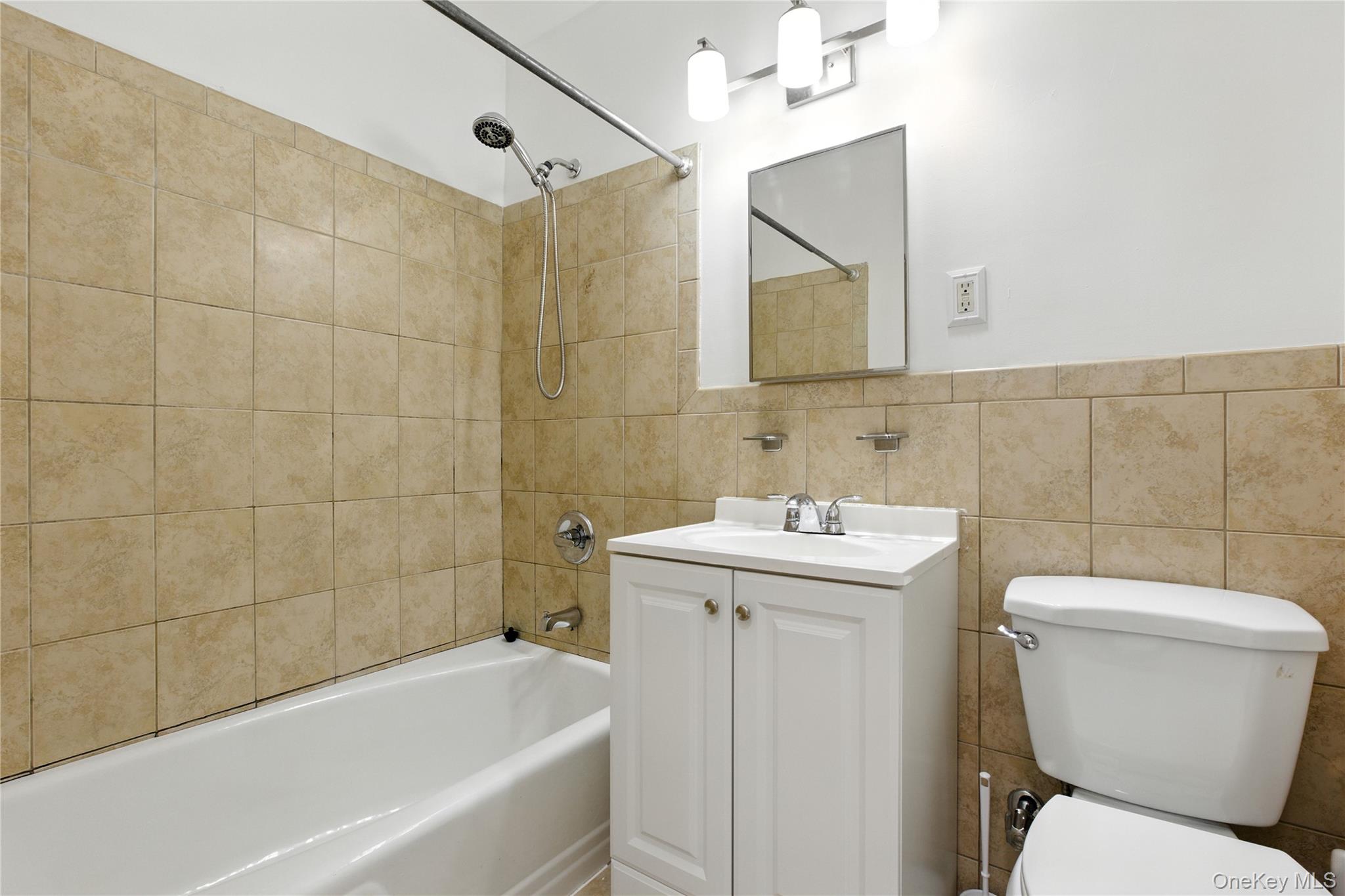 665 Thwaites Place # 4V, Bronx, NY 10467
