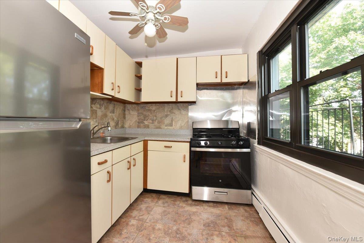 91 Tulip Avenue # GC-2, Floral Park, NY 11001