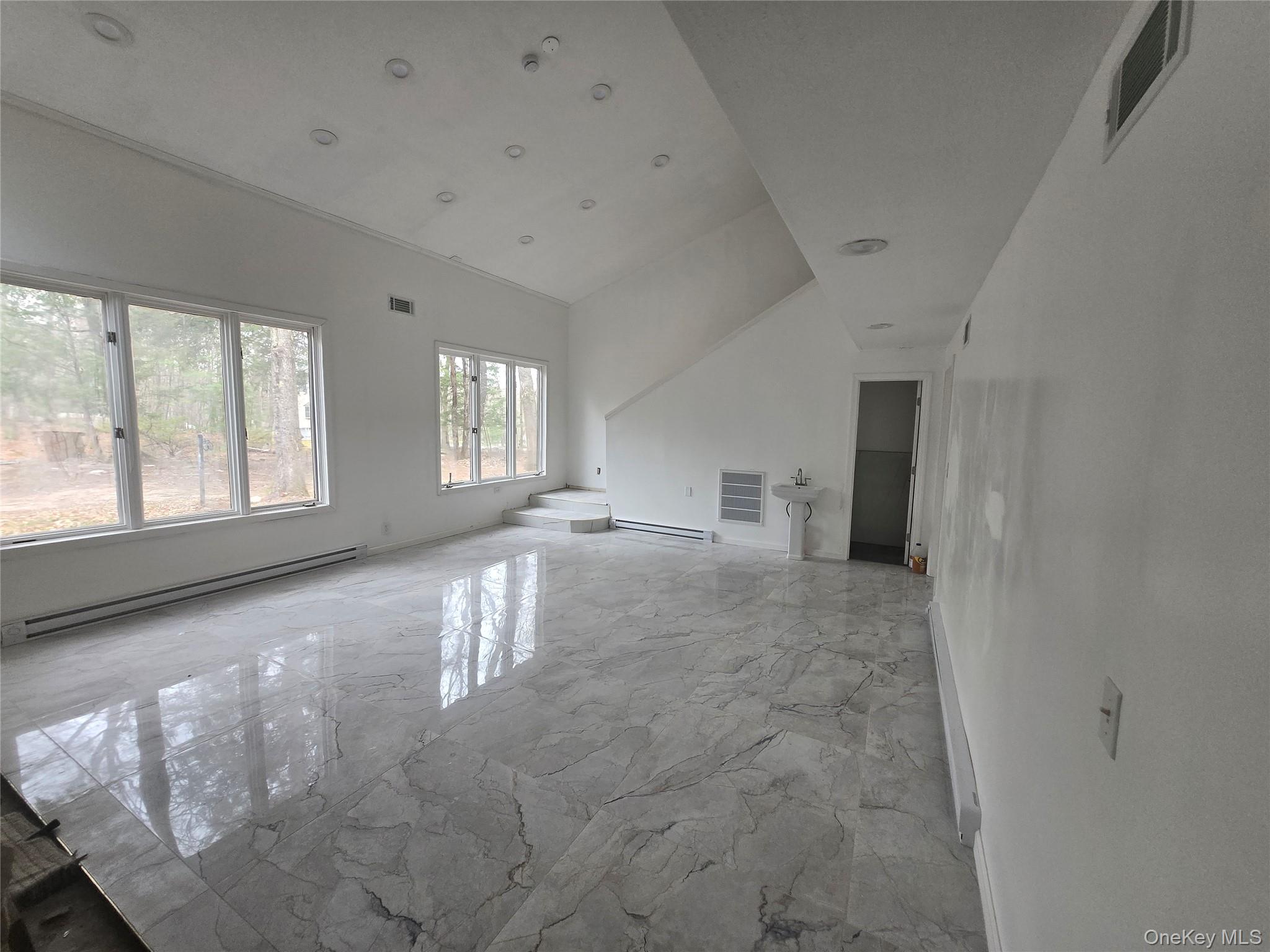 13 Skunk Hollow Road, South Fallsburg, NY 12779