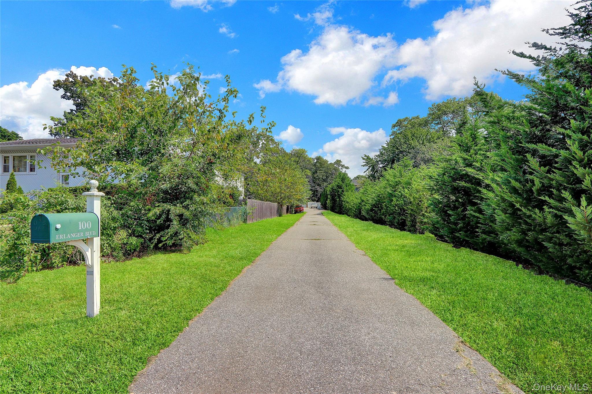 100 Erlanger Boulevard, North Babylon, NY 11703