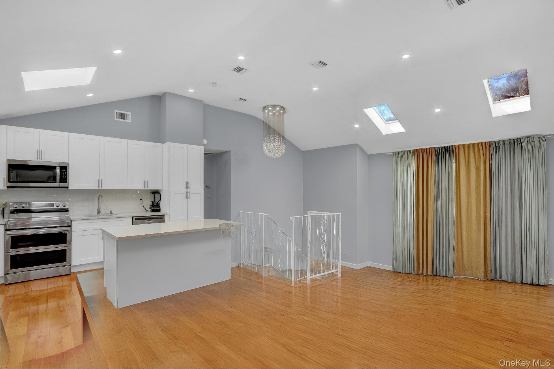 100 Erlanger Boulevard, North Babylon, NY 11703