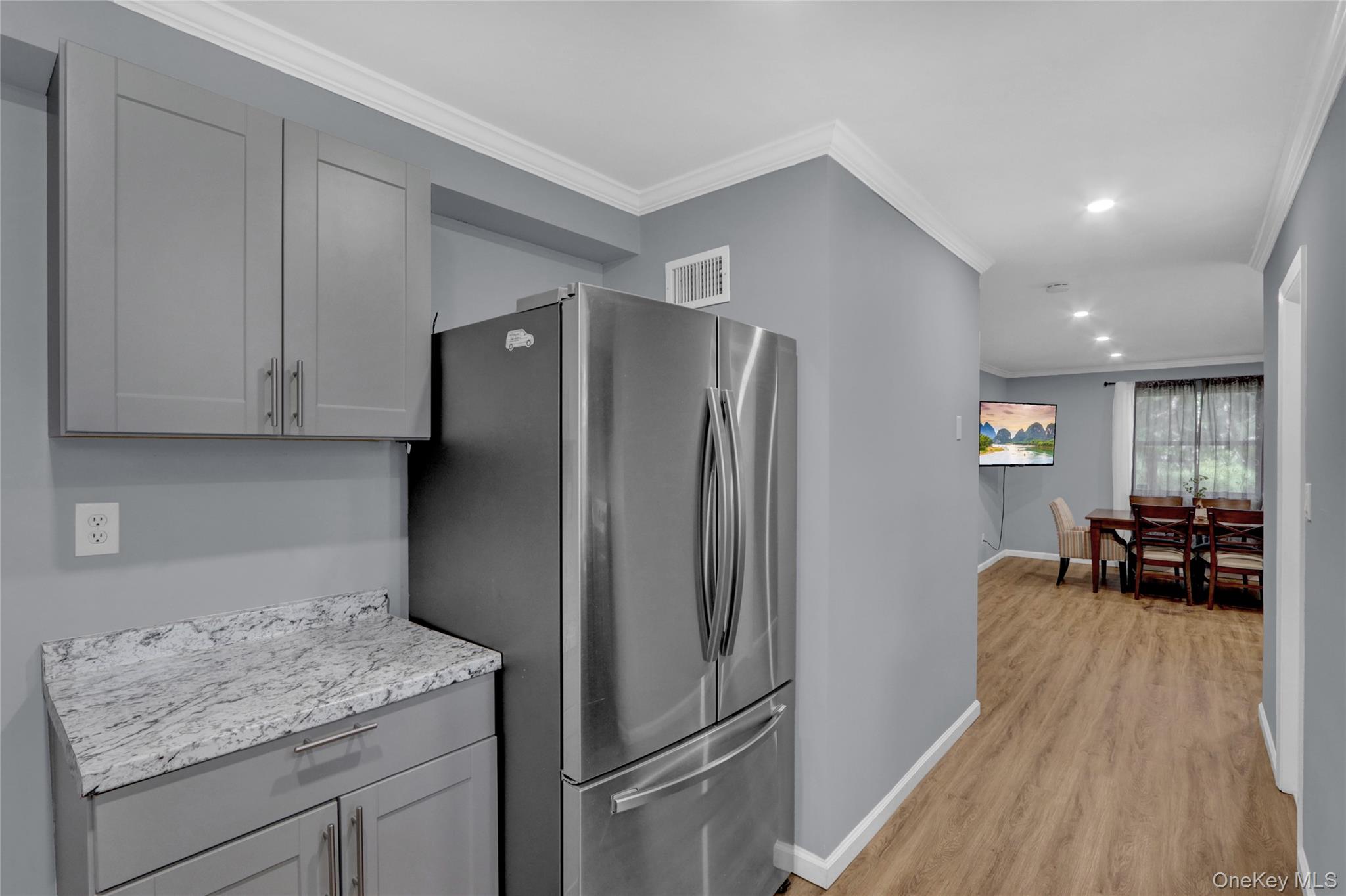 100 Erlanger Boulevard, North Babylon, NY 11703