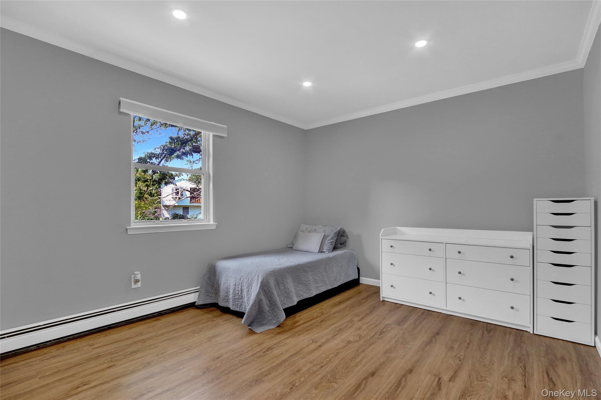 100 Erlanger Boulevard, North Babylon, NY 11703