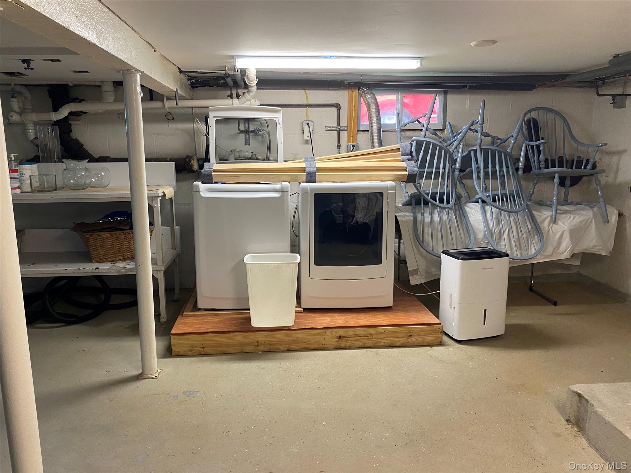 3937 John Lane, Seaford, NY 11783