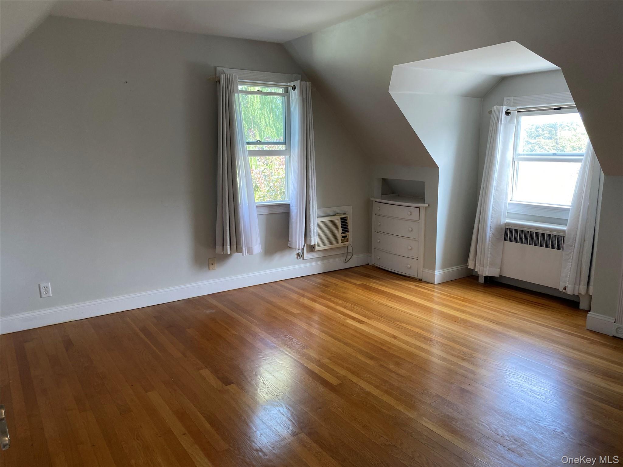 3937 John Lane, Seaford, NY 11783