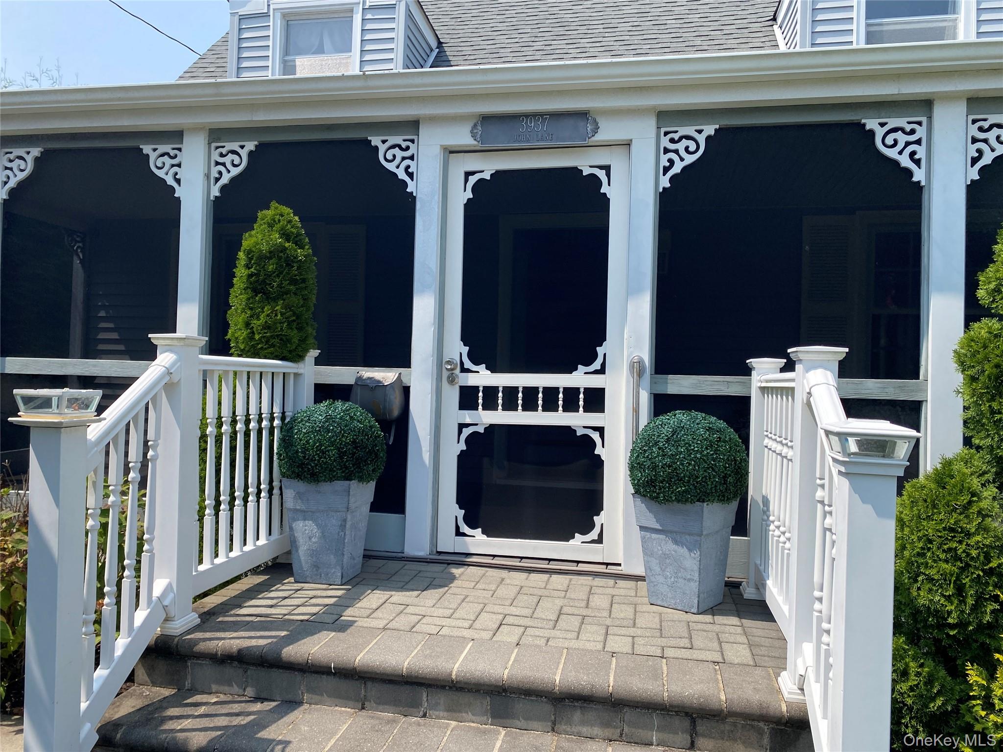 3937 John Lane, Seaford, NY 11783