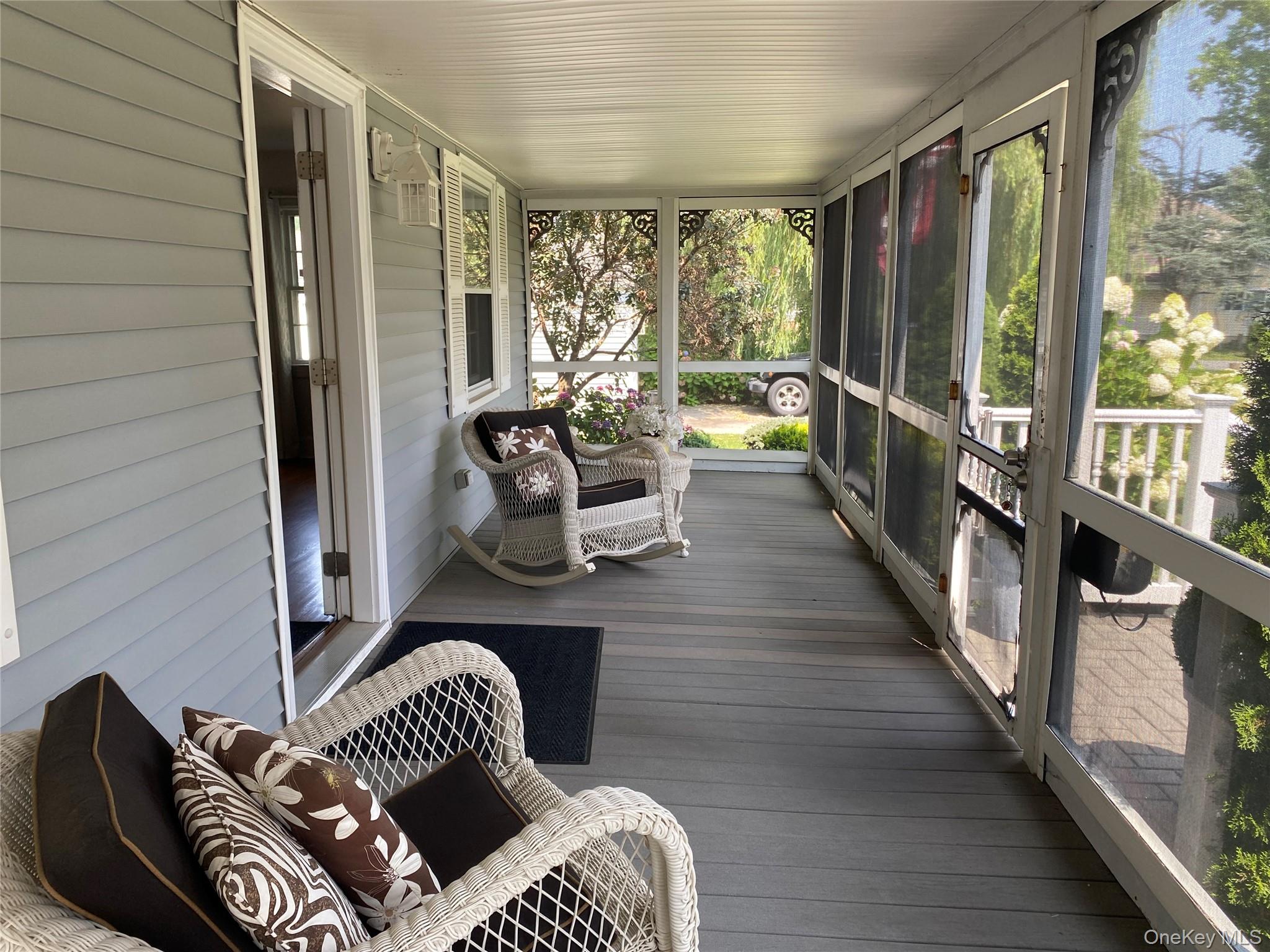 3937 John Lane, Seaford, NY 11783