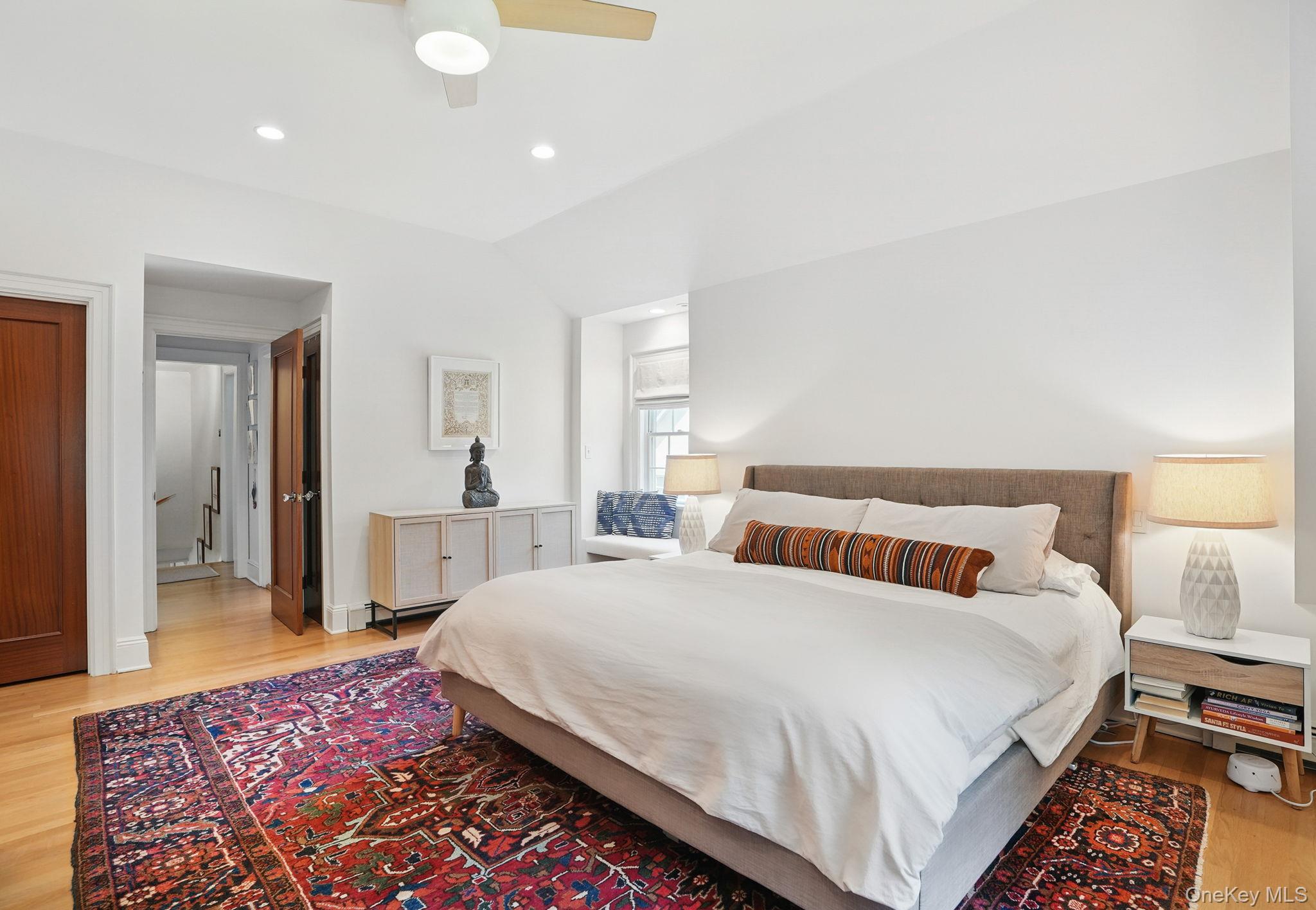 16 Coralyn Road, Scarsdale, NY 10583