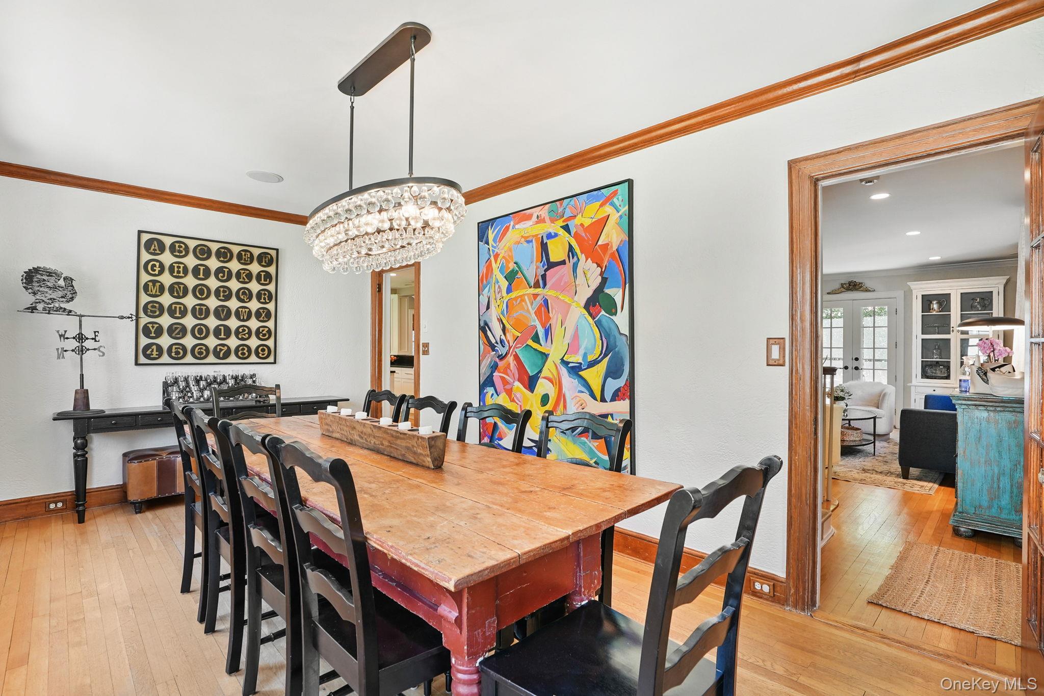 16 Coralyn Road, Scarsdale, NY 10583