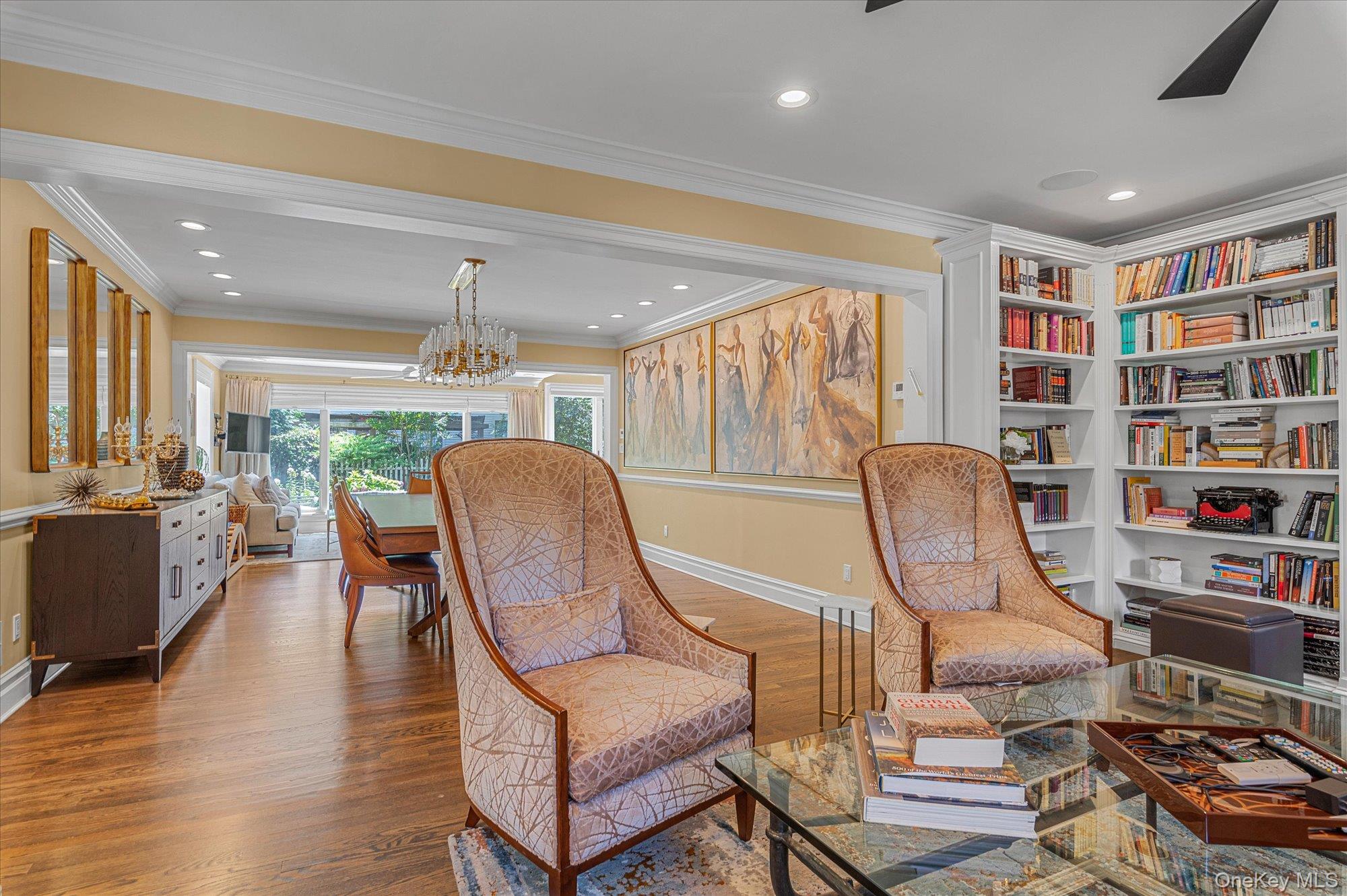 7 Stuyvesant Place, Lawrence, NY 11559