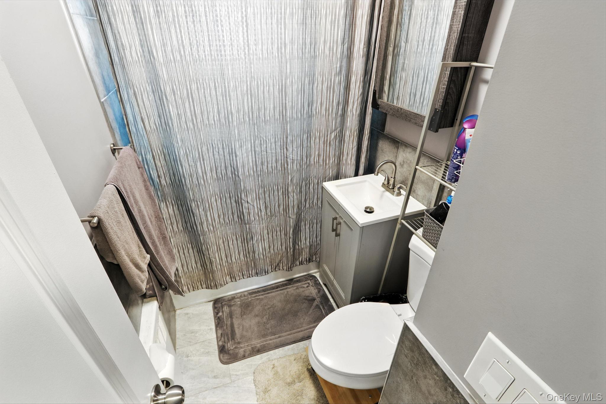 234-05 133 Avenue # Lower, Rosedale, NY 11422