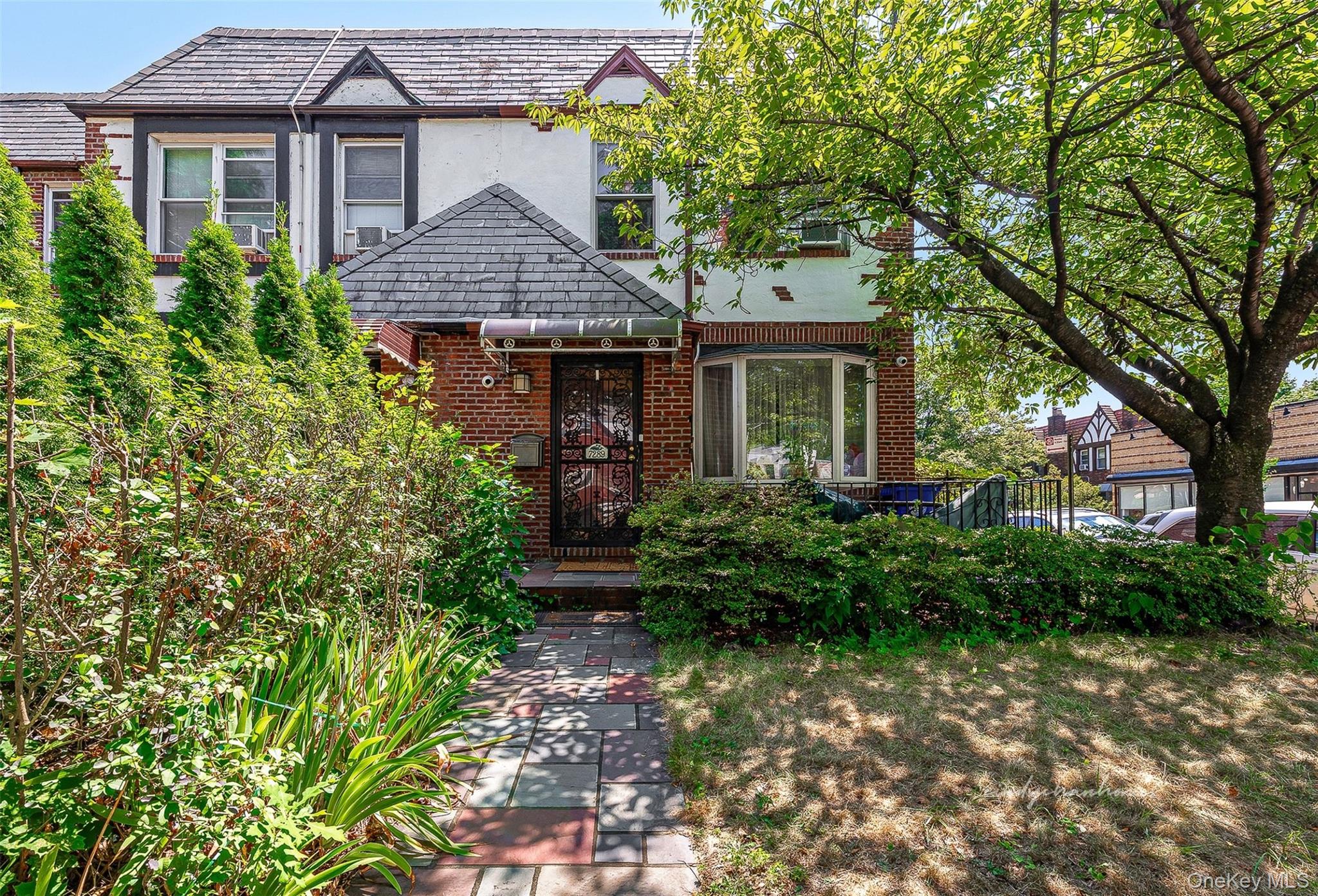 72-89 Yellowstone Boulevard, Forest Hills, NY 11375