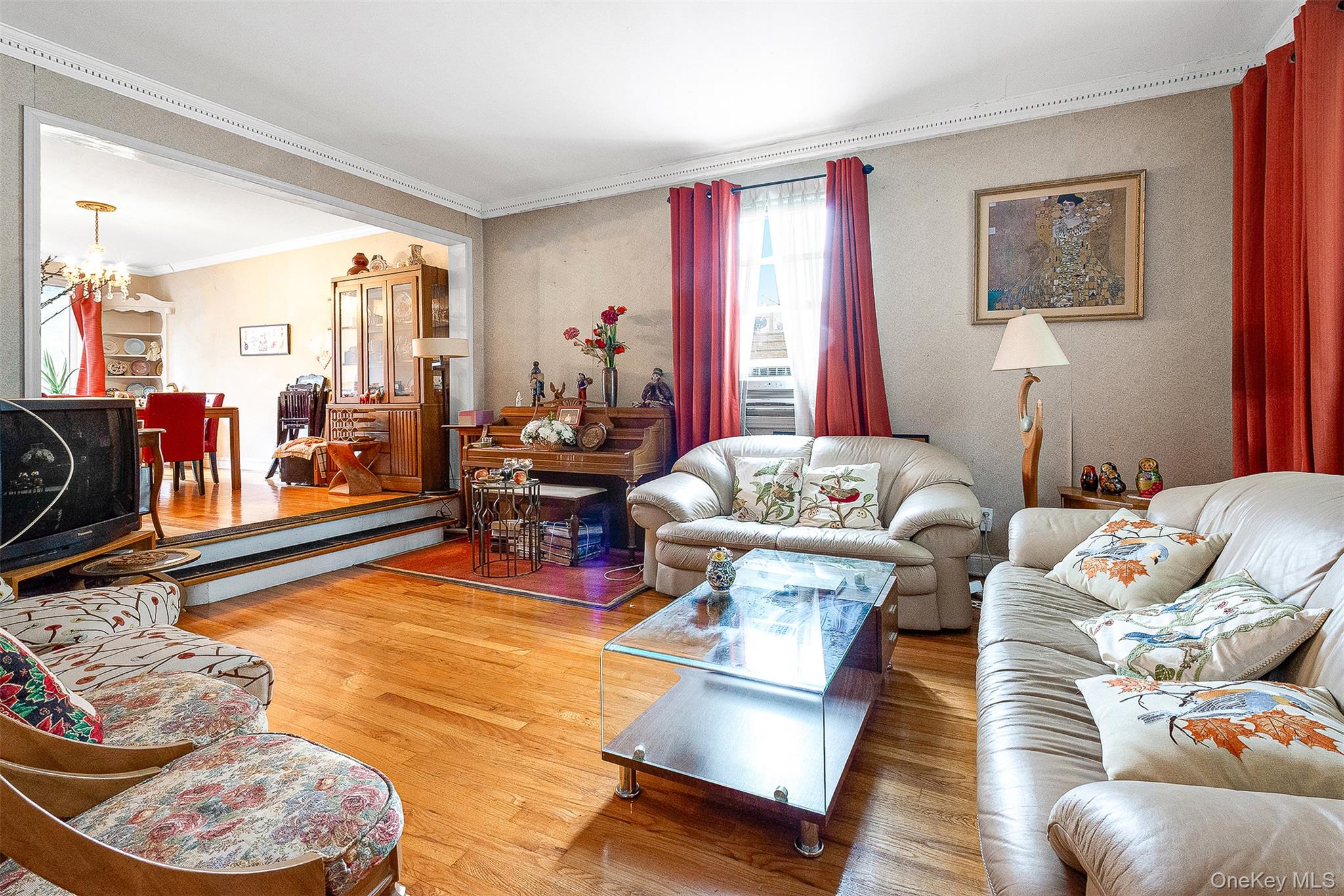 72-89 Yellowstone Boulevard, Forest Hills, NY 11375