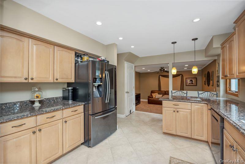 1 Earl Road, Melville, NY 11747