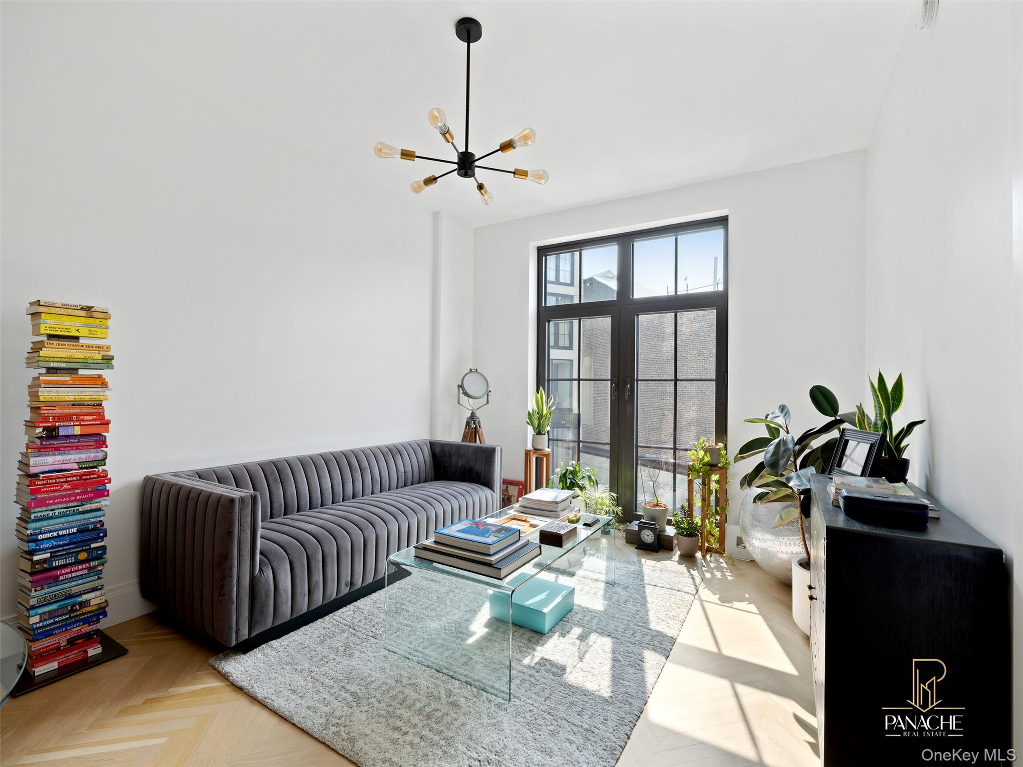 300 W 122nd Street # 6N, New York (Manhattan), NY 10027