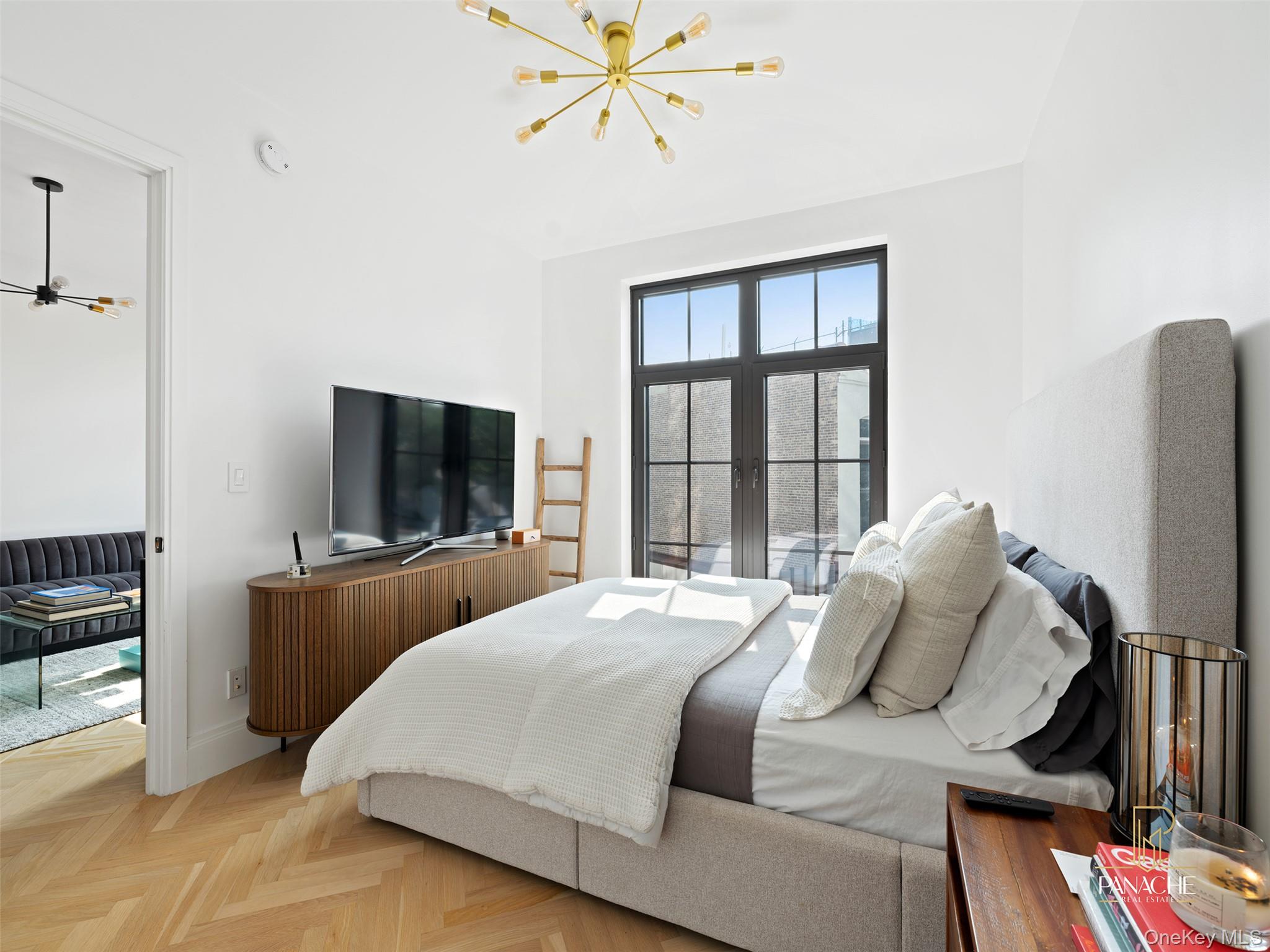 300 W 122nd Street # 6N, New York (Manhattan), NY 10027
