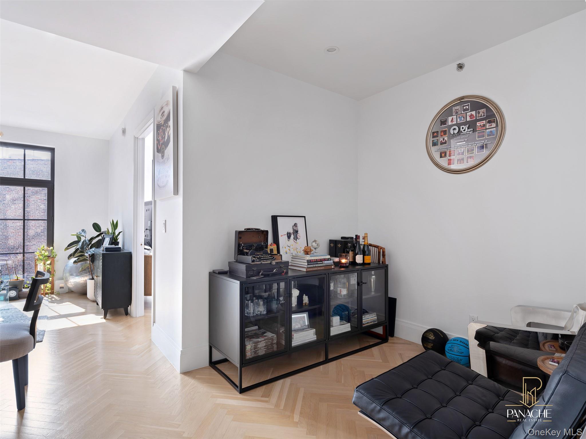 300 W 122nd Street # 6N, New York (Manhattan), NY 10027