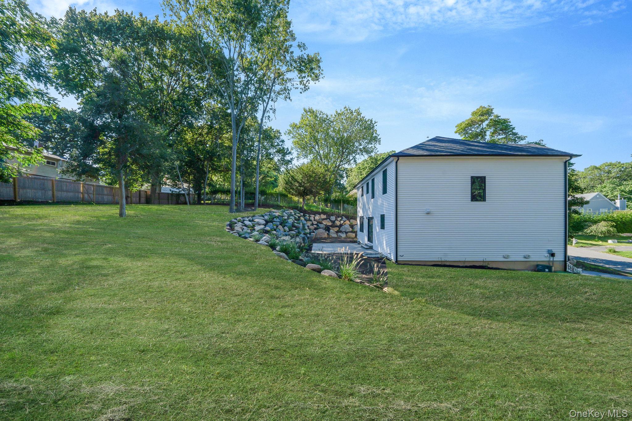 14 Long View Drive, Wading River, NY 11792