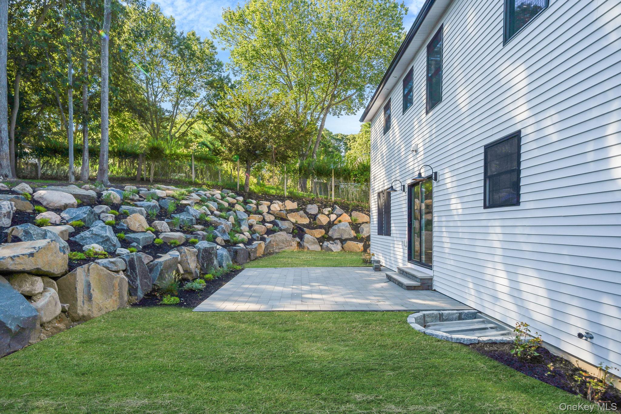 14 Long View Drive, Wading River, NY 11792