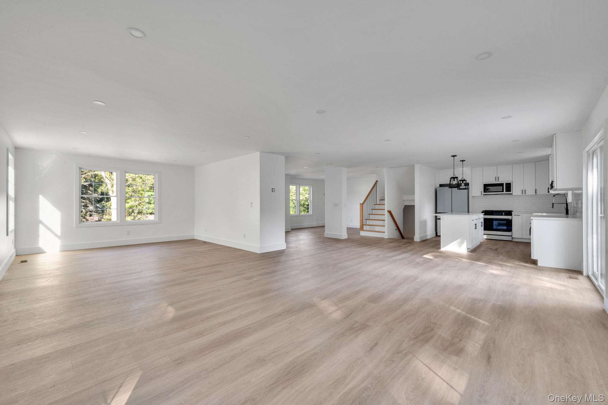 14 Long View Drive, Wading River, NY 11792