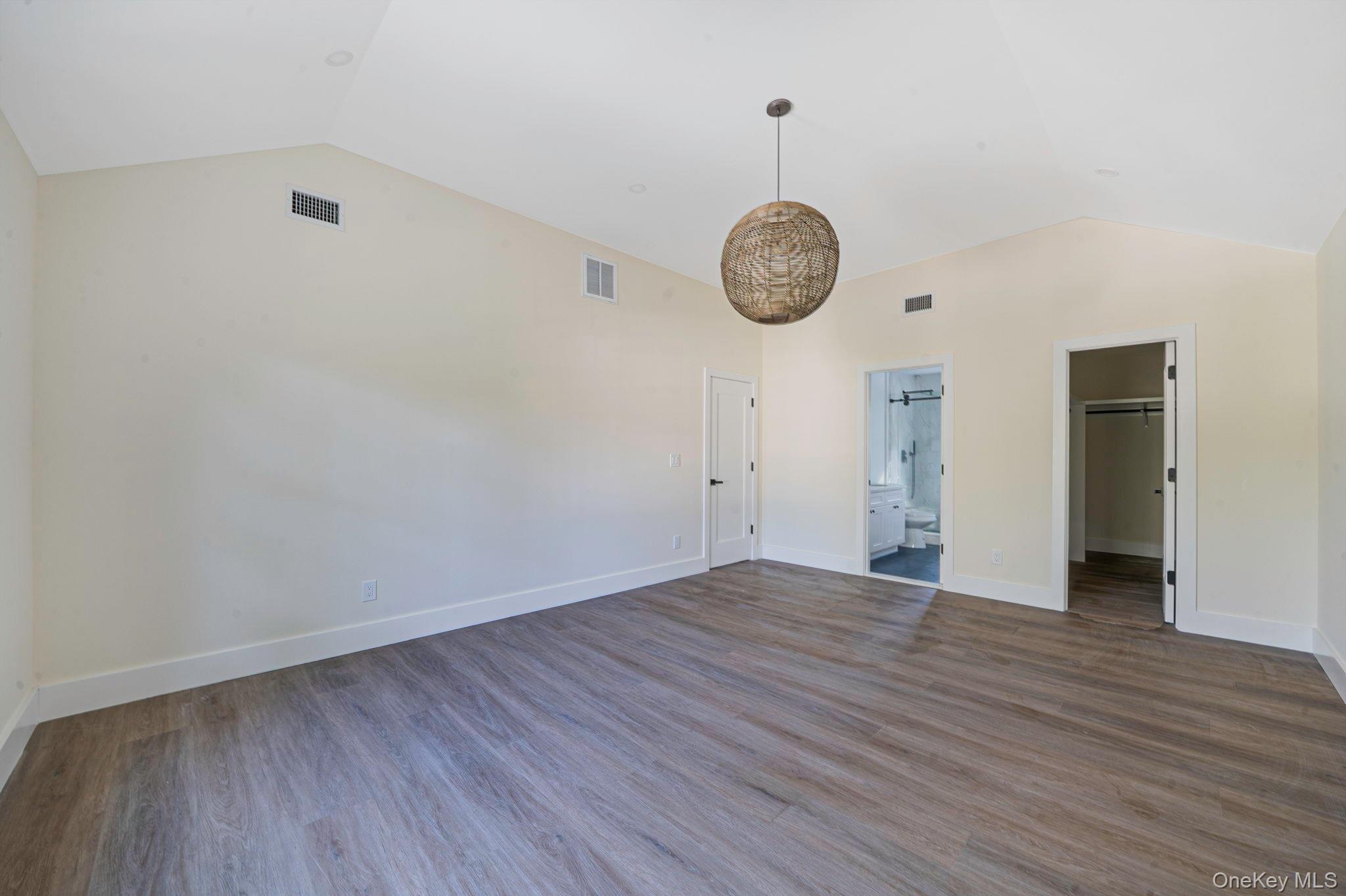 14 Long View Drive, Wading River, NY 11792