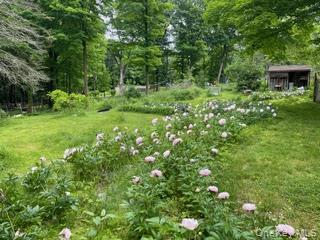 456 Saddle River Road, Airmont, NY 10952