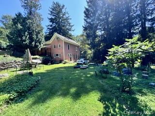 456 Saddle River Road, Airmont, NY 10952