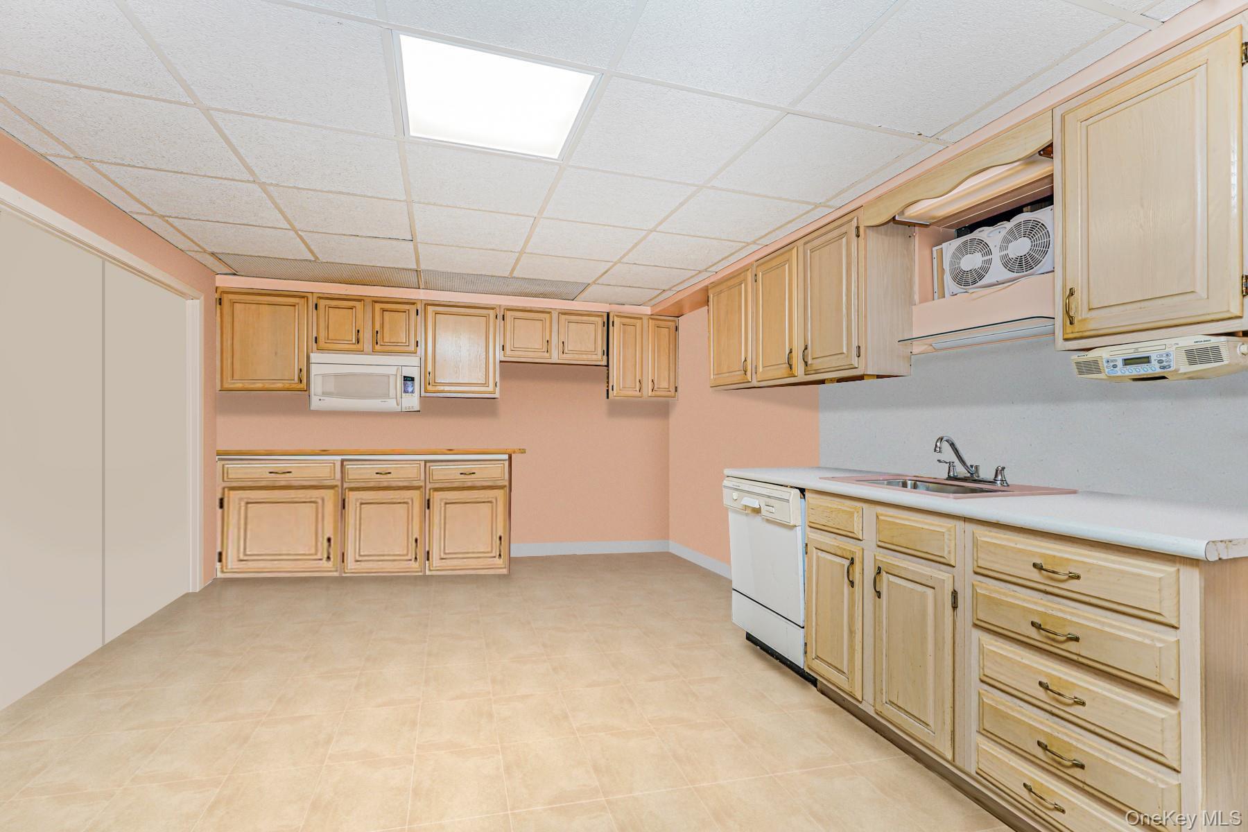 74 Longfellow Avenue, Staten Island, NY 10301