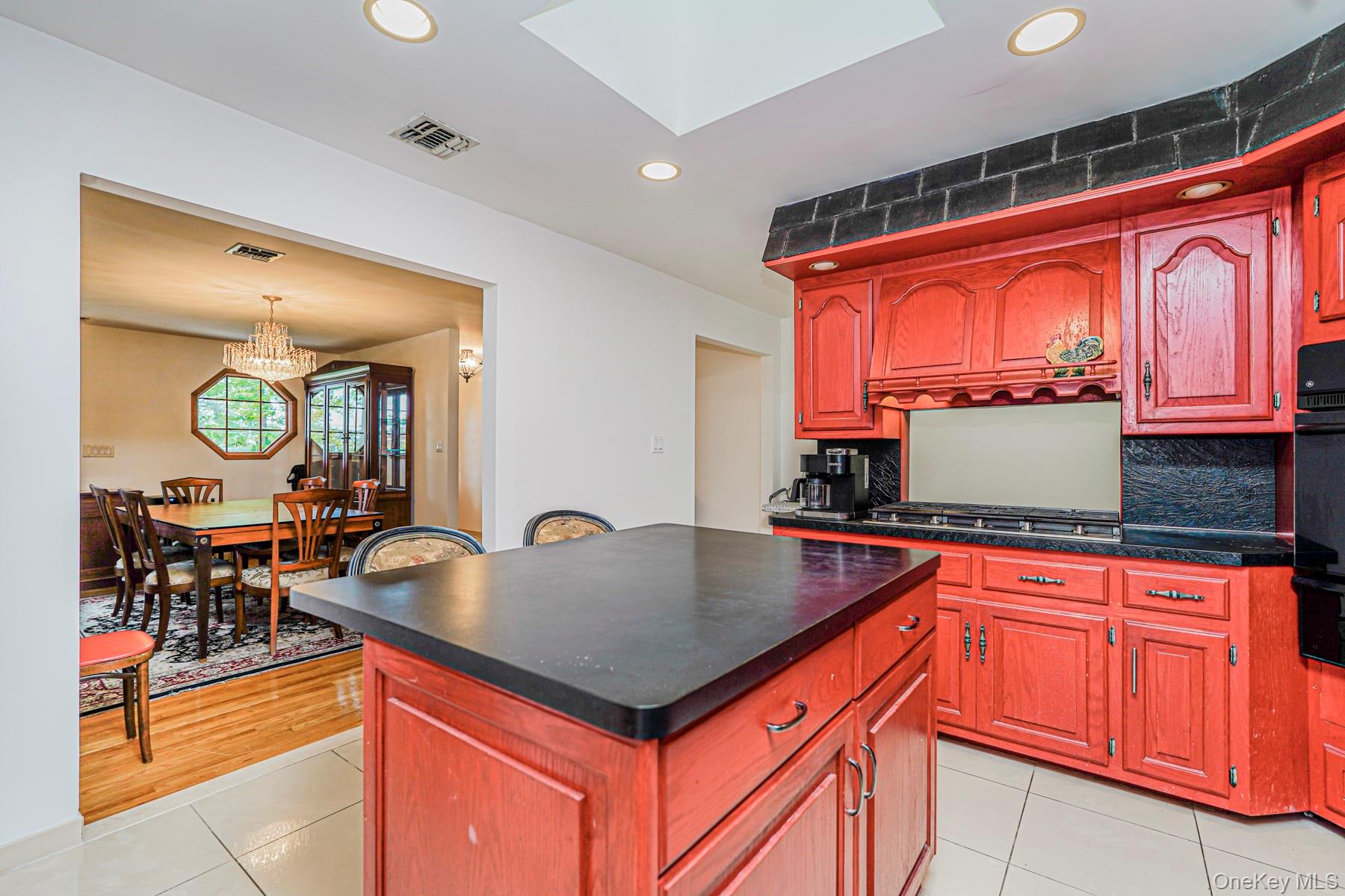 74 Longfellow Avenue, Staten Island, NY 10301