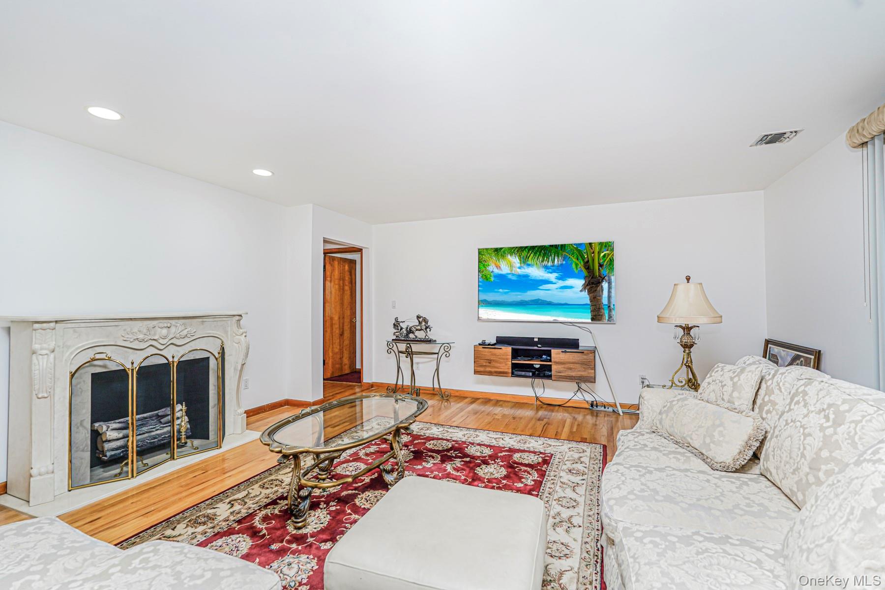 74 Longfellow Avenue, Staten Island, NY 10301